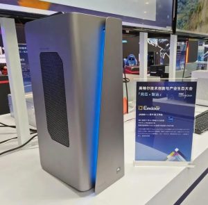亿道首发 JX200 双卡液冷 AI 工作站：20.4L 机身，240 AIO 液冷