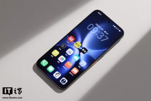 努比亚 NaviX Ultra 手机「内测实验室」计划限量开放 300 内测名额，可抢先体验在研 AI 能力